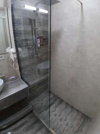Отель New Gudauri loft Гудаури Семейный номер с видом на горы-8